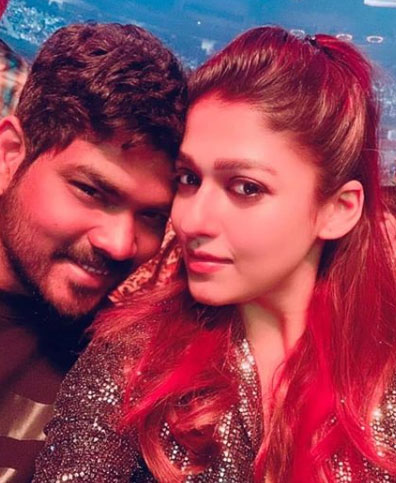 Nayantara With Her Boyfriend Vignesh Romantic Moments Photos