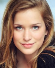 Elizabeth Lail