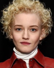 Julia Garner