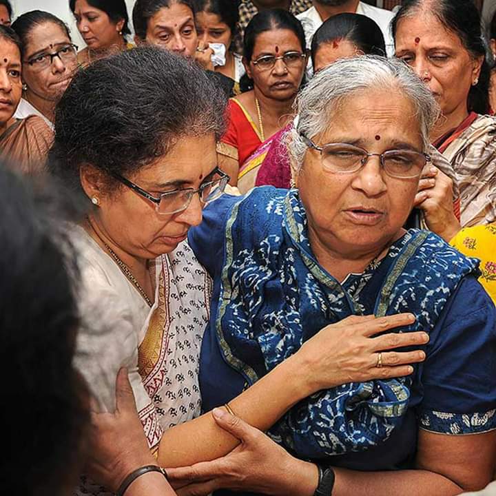 Sudha Murthy Unseen And Family