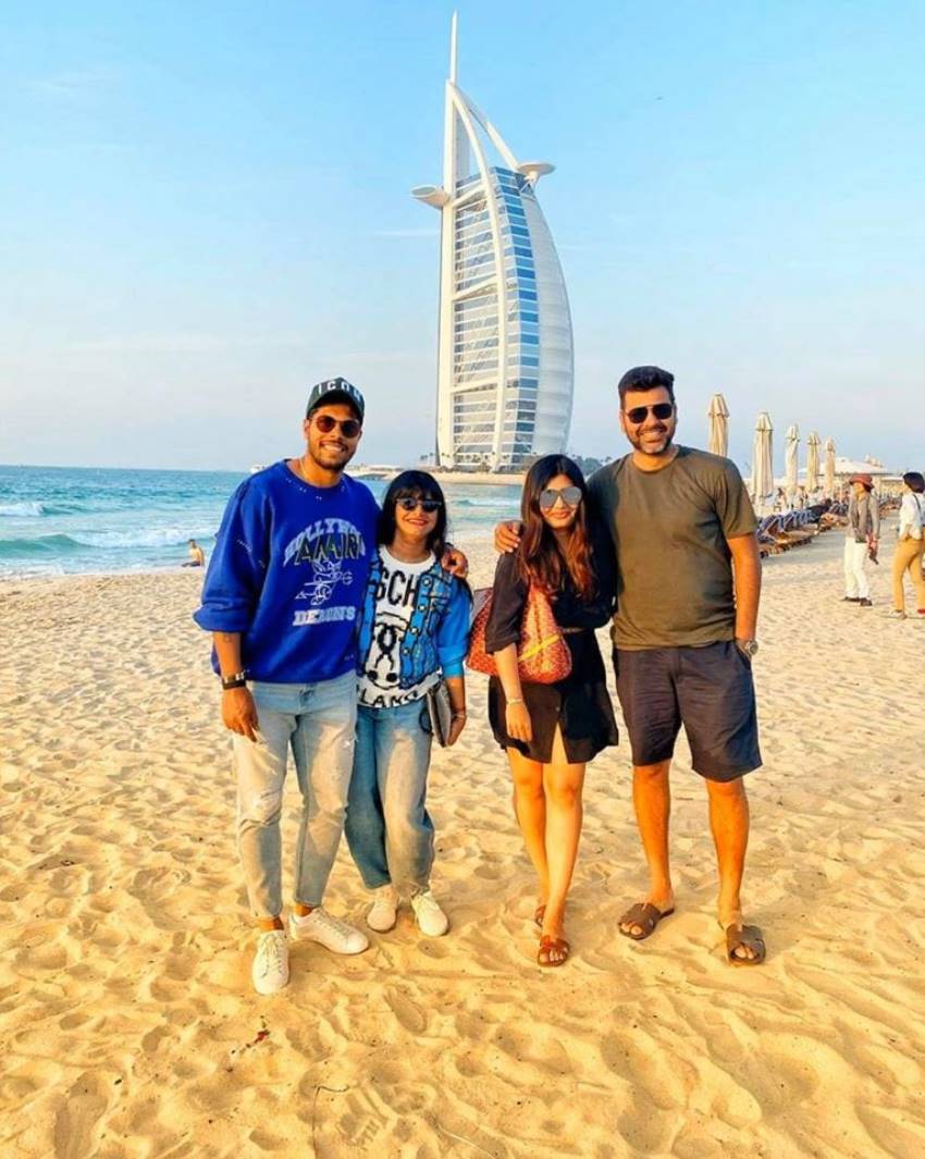 Indian cricketers enjoying holiday with their family