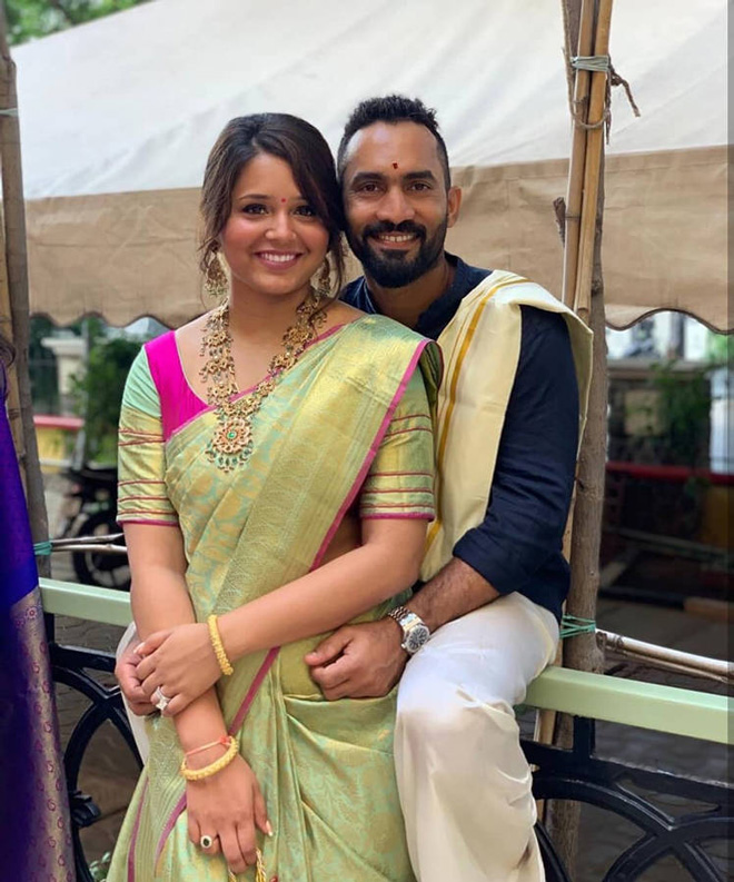 Cricketer Dinesh Karthik Wife Dipika Pallikal Karthik