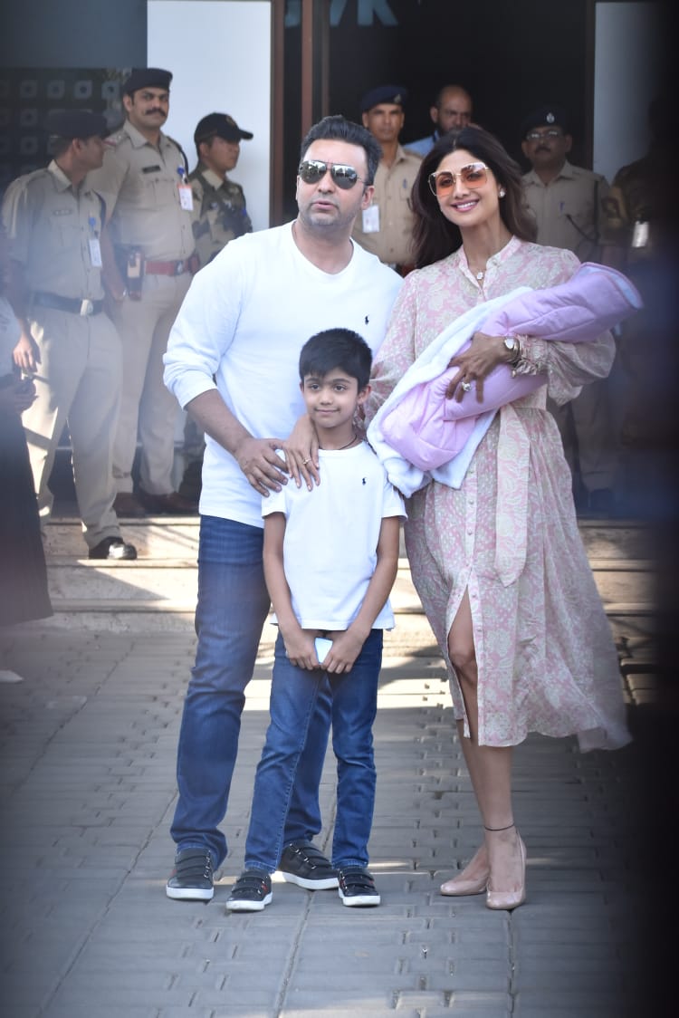 Shilpa Shetty, Raj Kundra with son Vivan & newly born Baby Samish Spotted at Kalina Airport