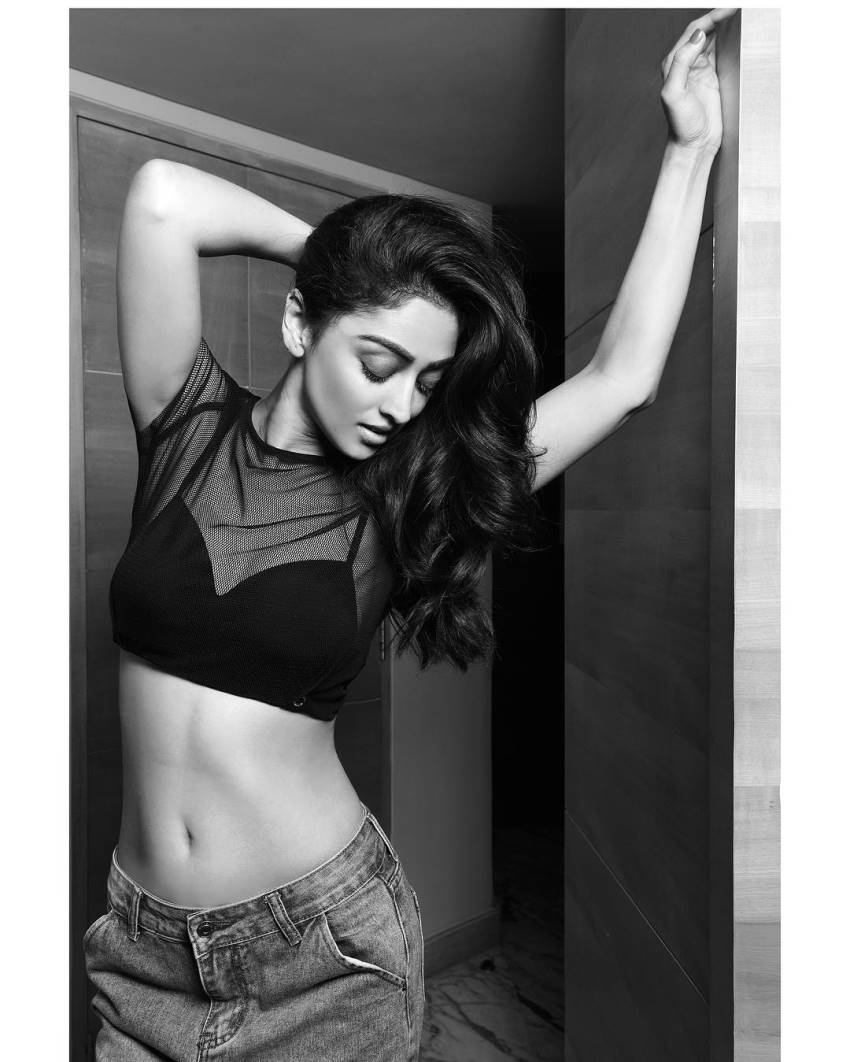 Sandeepa Dhar