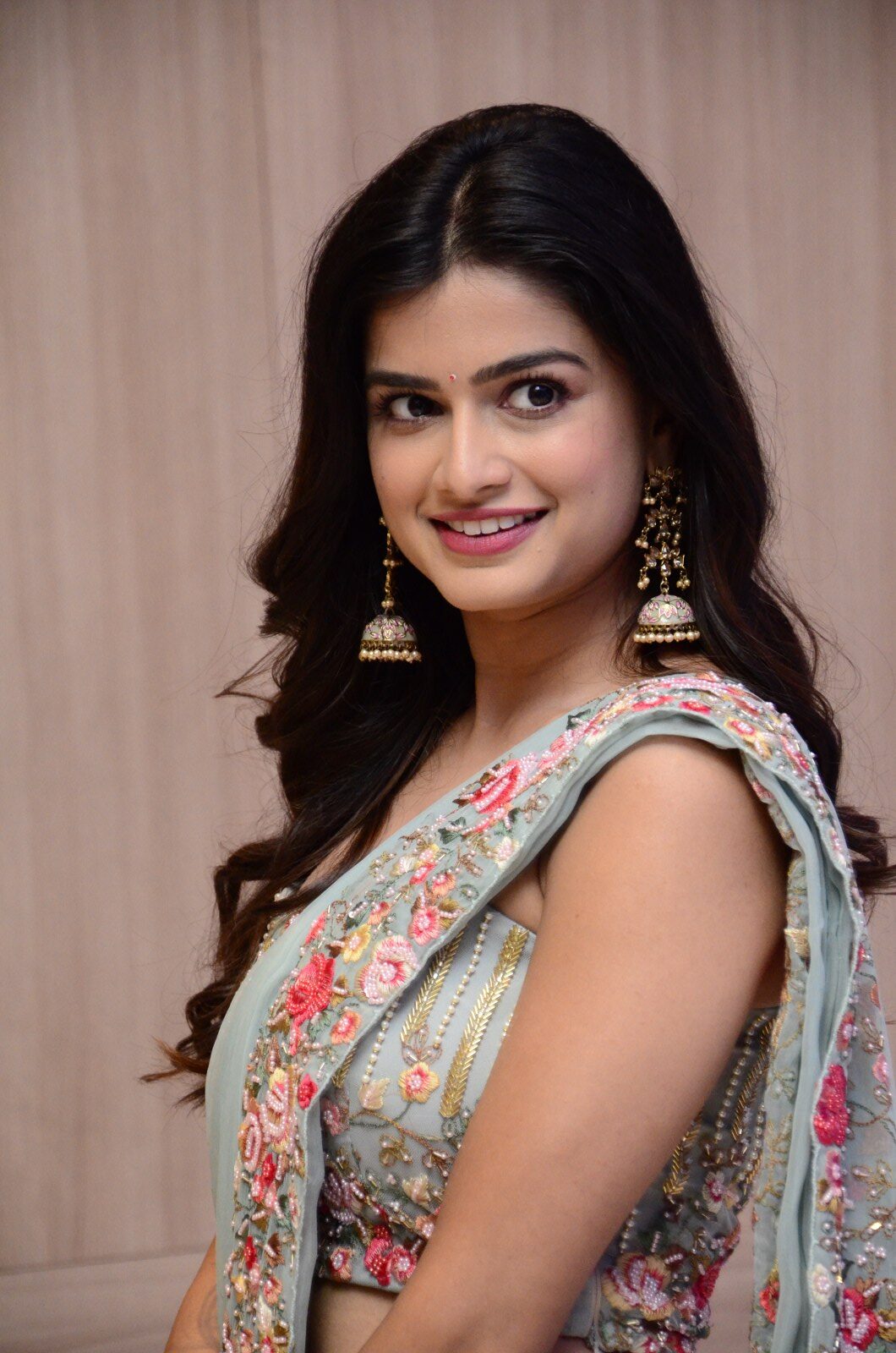 Hemal Ingle Photos : Pictures, Latest photoshoot of Hemal Ingle, Latest ...